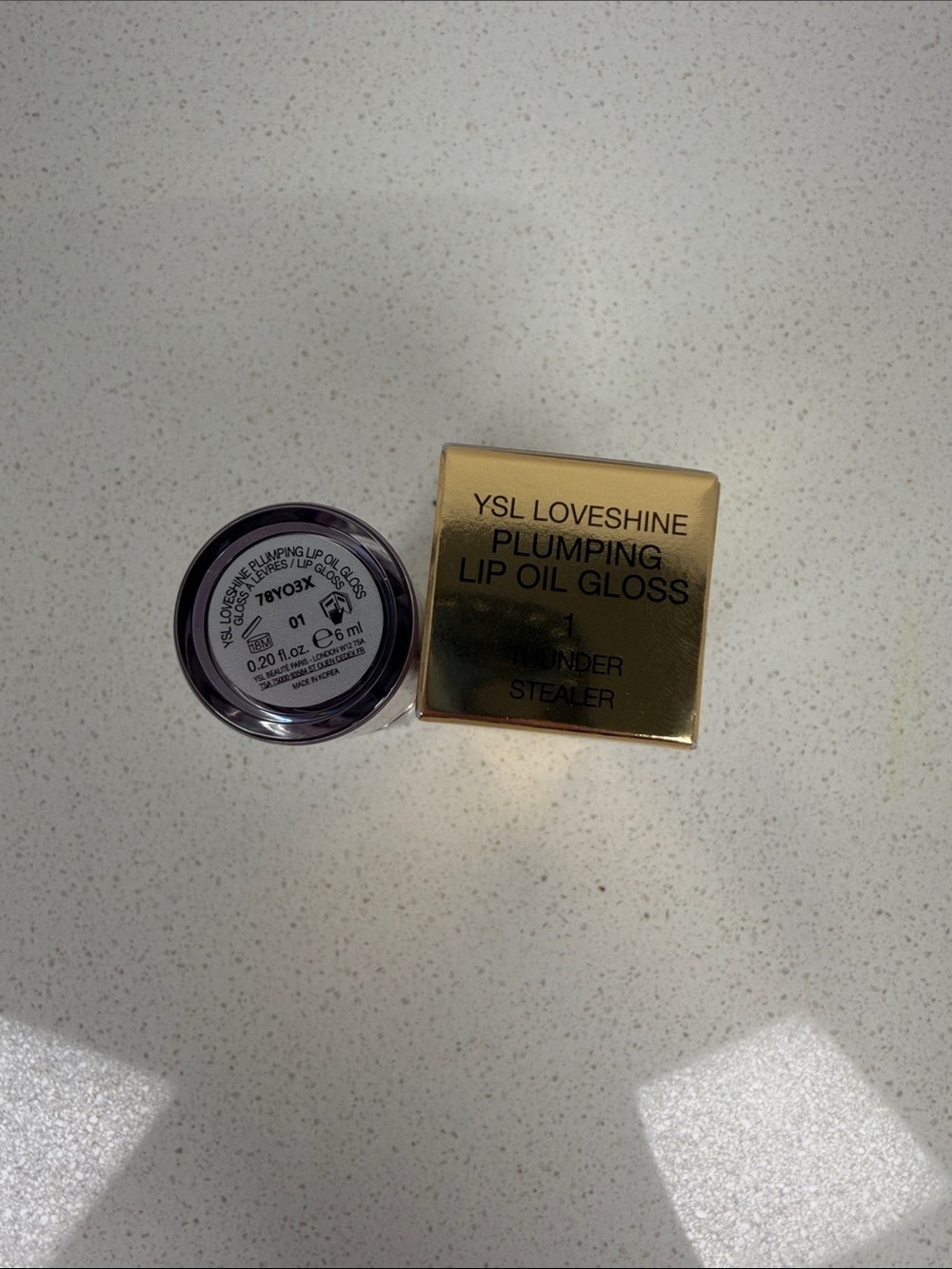 [MAKEUP] YSL Loveshine Plumping Lip Oil Gloss 01 Thunder Stealer BNIB - Picture 3 of 4